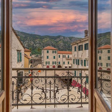 Hotel Vardar Kotor Exteriér fotografie