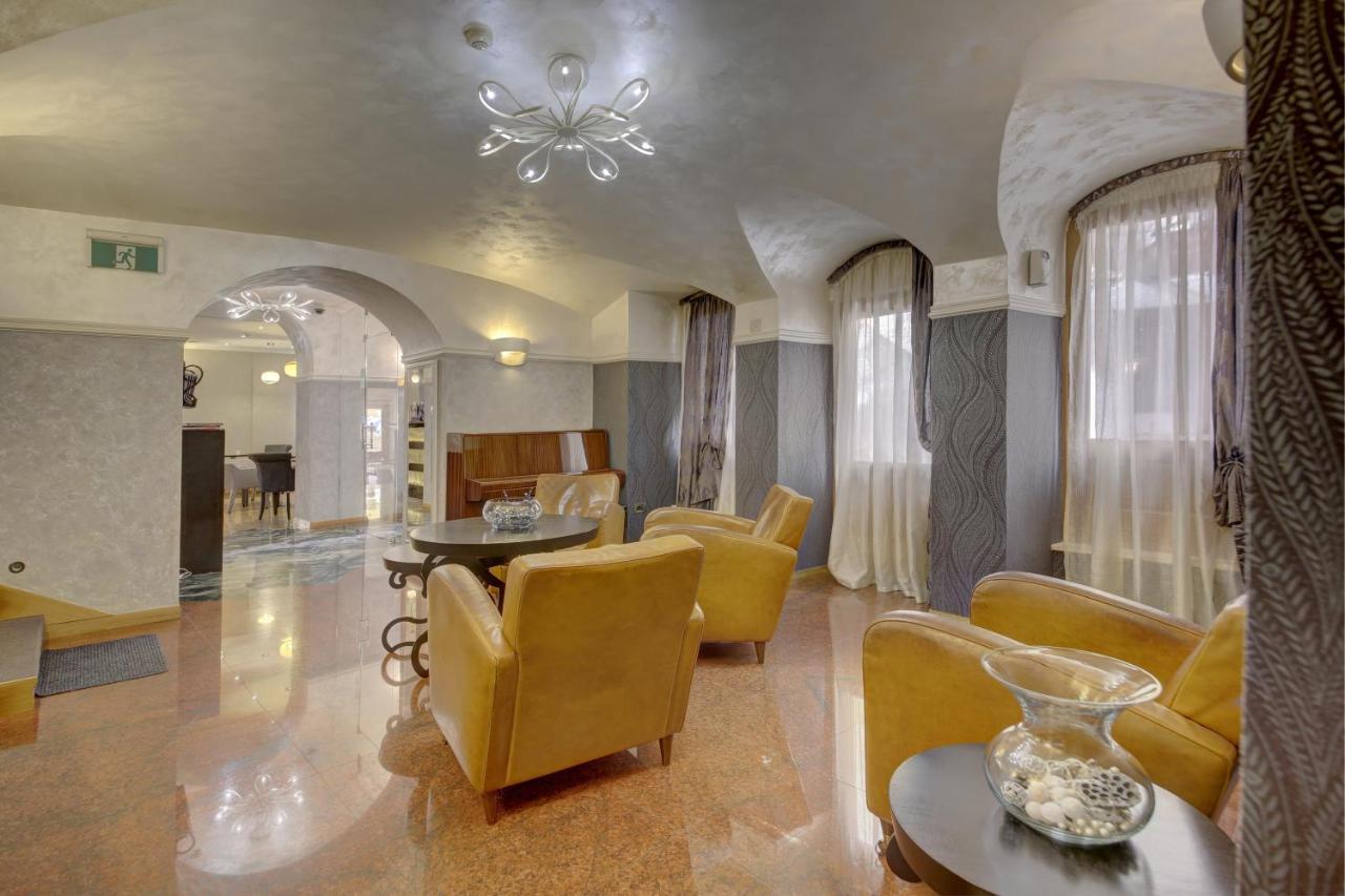 Hotel Vardar Kotor Exteriér fotografie